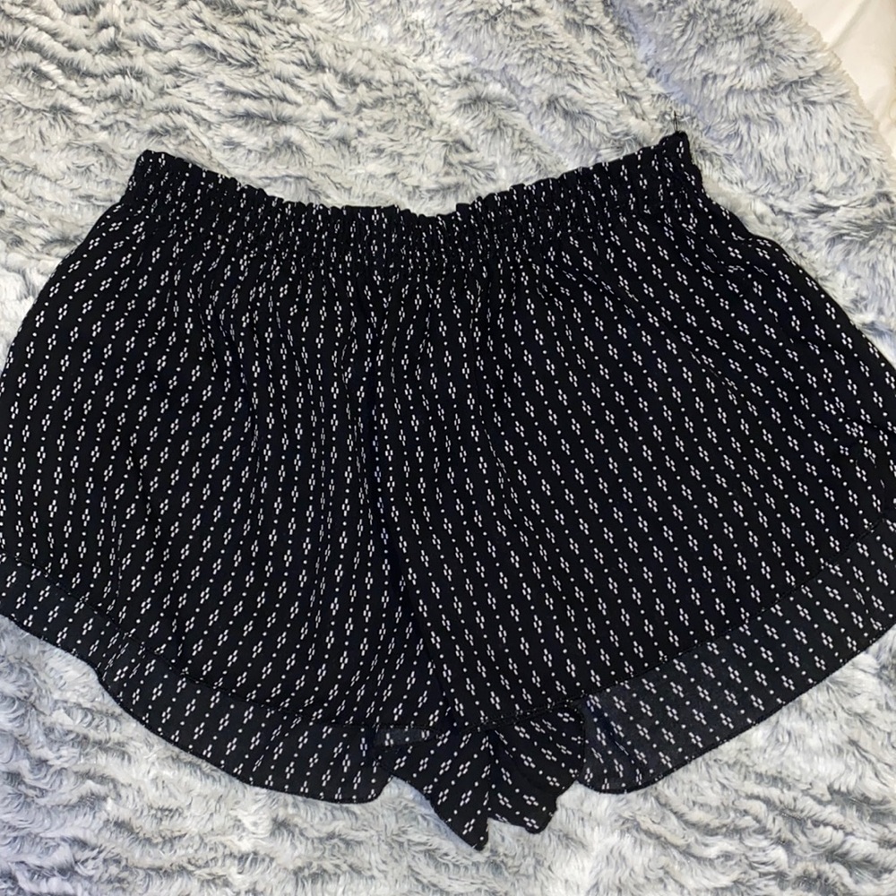 Brandy Melville flowy shorts